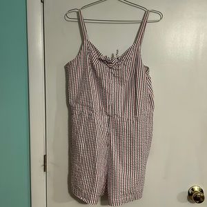 EUC Vineyard Vibes Seersucker romper